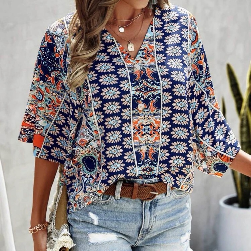 Printed • Batwing • Sleeve • Top
